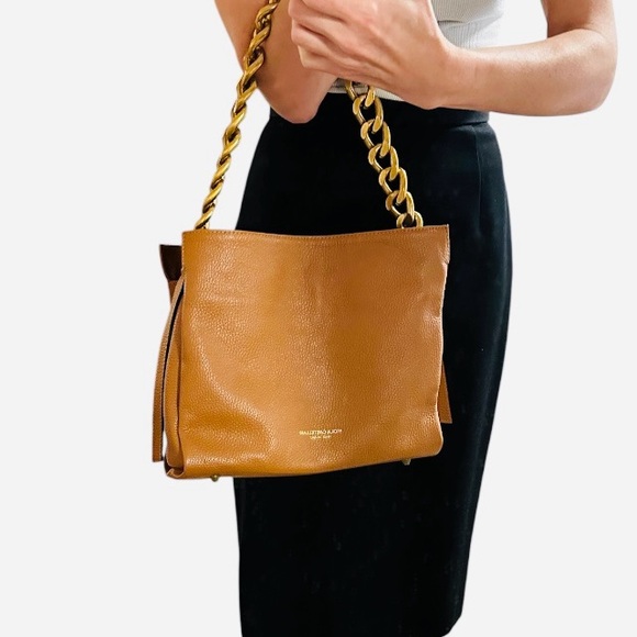 Italian Milano Leather Shoulder Bag with Gold Chain - Picture 5 of 8